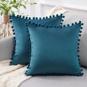 Decorative Throw Pillow Covers Soft Velvet Outdoor Cushion Covers 18"X18" 4PCS